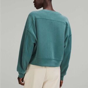 Lululemon Perfectly Oversized Cropped CrewSoftstreme
Green Jasper